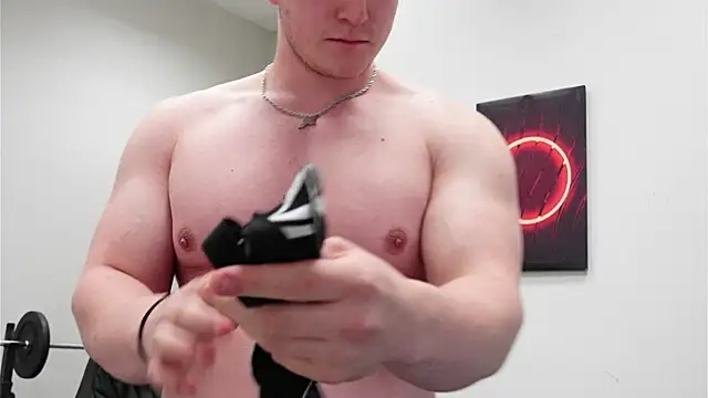 Richard_Dullas Chat XXX in diretta