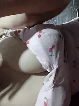 Snack-big live XXX chat