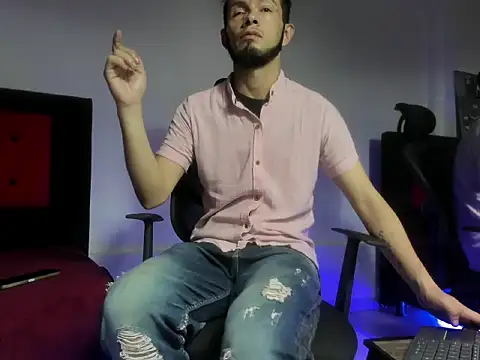 צ'אט XXX בשידור חי של mark_splinter09