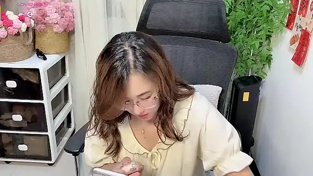 NEWONETO's Live XXX Chat