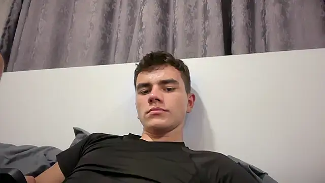 Just_Max02 élő XXX-chatje