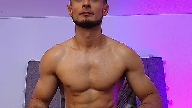 Adonys_Lewis_のライブXXXチャット