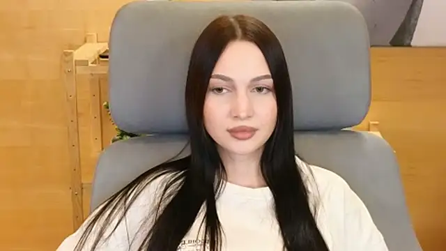 EmikoMenasco Live XXX-chat