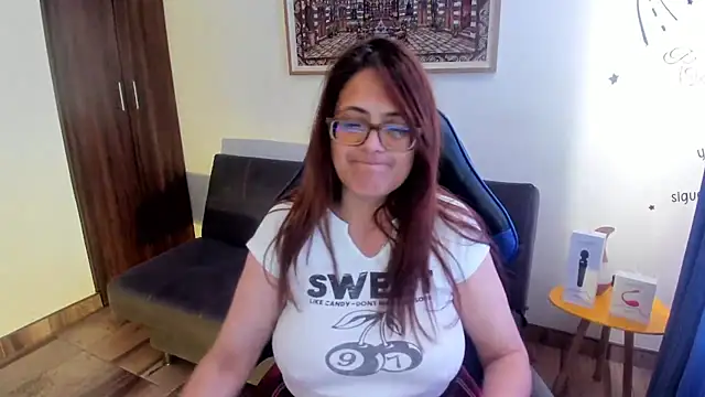 Živý XXX chat Ivette_Shaira