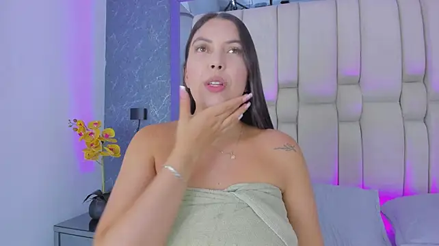 Živý XXX chat MaddyCrofft