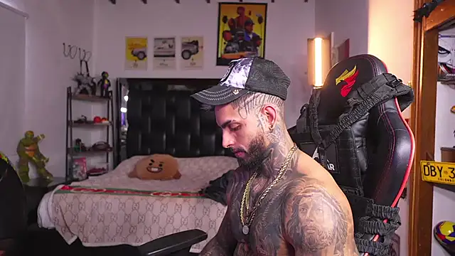 Chat XXX Live logan_hugh8