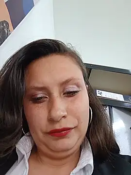 XXX chat uživo modela LIA--23