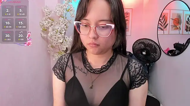 Shady_bug's Live XXX Chat