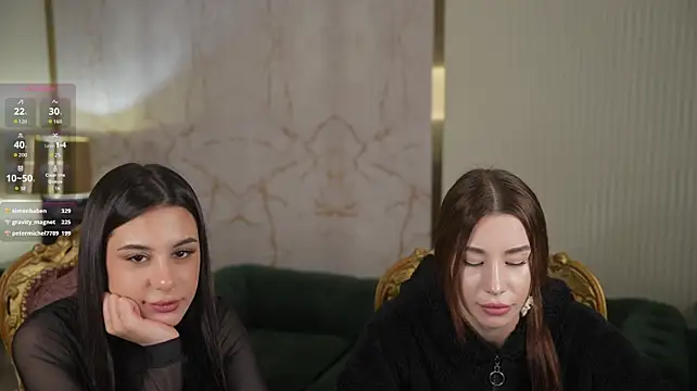 Selena_Glow Adlı Modelin Canlı XXX Sohbeti