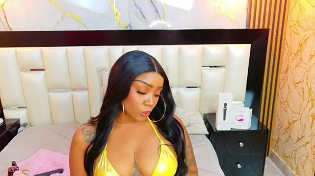XXX chat uživo modela SalomeRestrepo