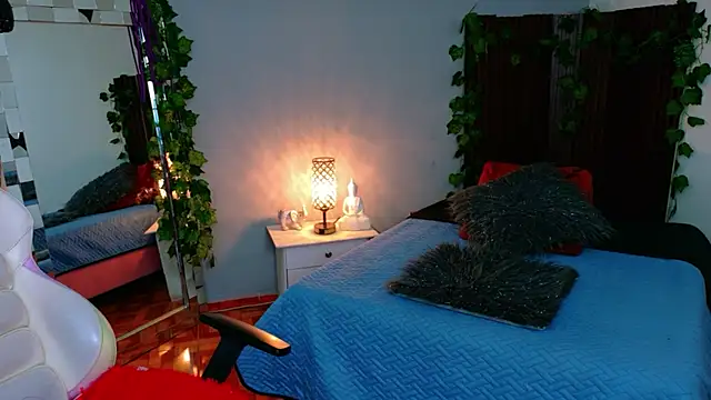 XXX chat uživo modela kataleya03