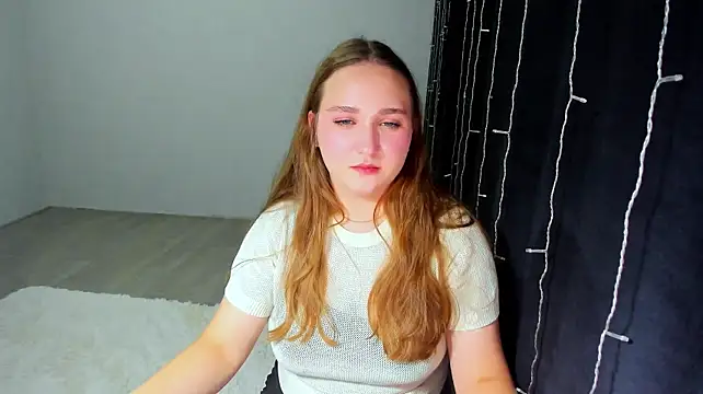 FallingStarrr's Live XXX Chat