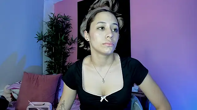 TANIA_06n Live XXX chat