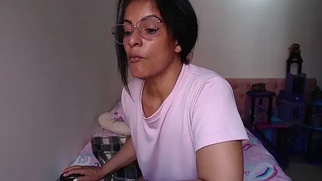 kateleyagrey 现场XXX聊天