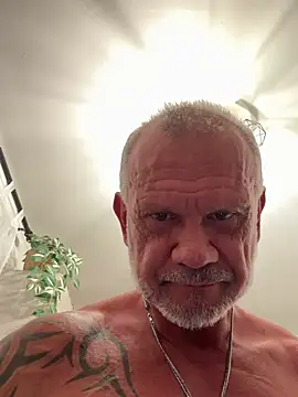Онлайн чат XXX Hotman_2026