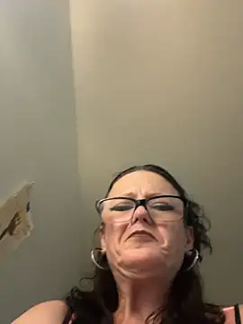 Phatass1223 live XXX chat