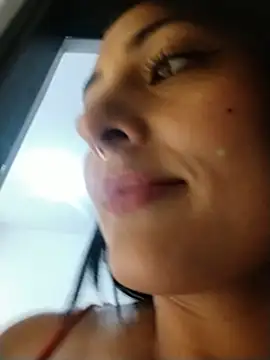 nina_laurentt Chat XXX in diretta