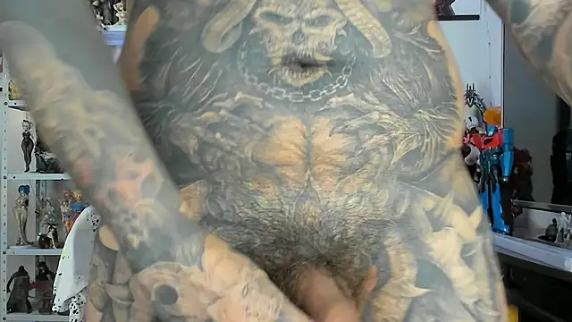 Pokazy przed kamerką – DEATHINK666XX