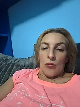 Hot-Milf4U – Live XXX-chat