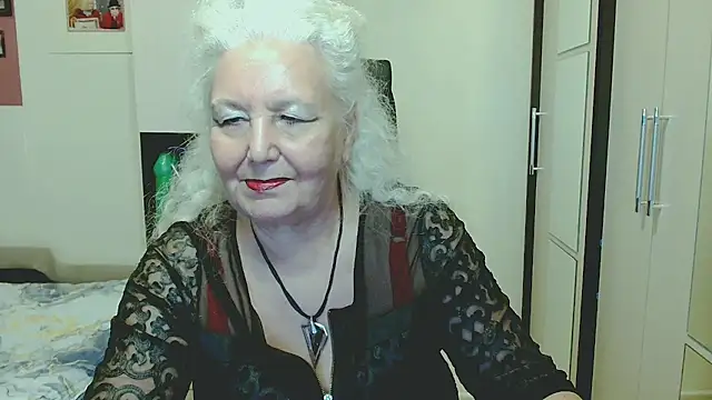 Živý XXX chat GrannyAlisa