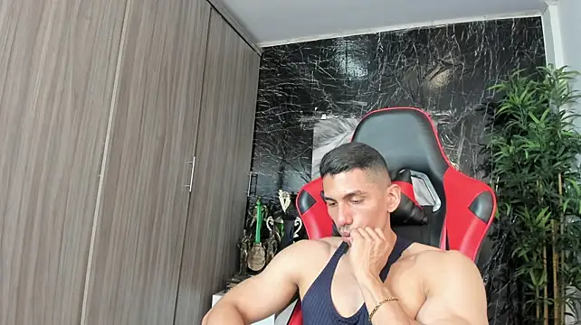 Erik_castle – Naživo XXX chat