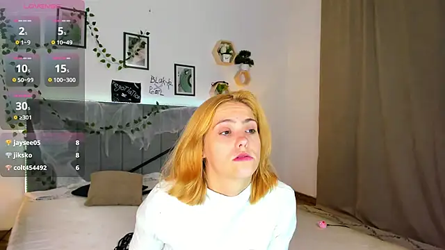 DellaRows 라이브 XXX 채팅