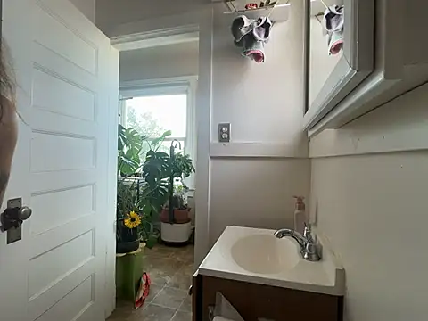 KammyX Adlı Modelin Canlı XXX Sohbeti
