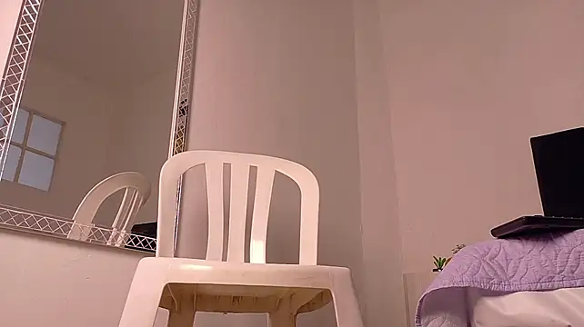 צ'אט XXX בשידור חי של LunayDream