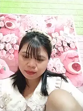 Xuka_lyss Chat XXX live