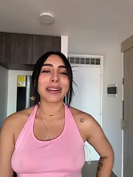 IsabellaNoir_ Chat XXX in diretta