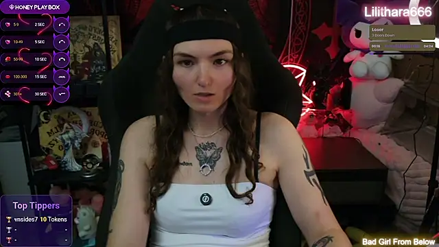 צ'אט XXX בשידור חי של Lilithara666