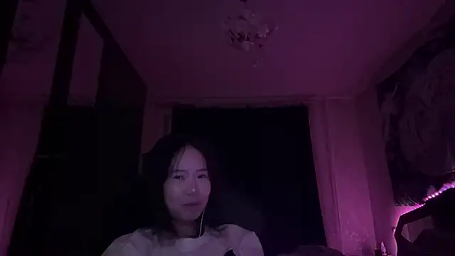 Živý XXX chat DelorasHemp