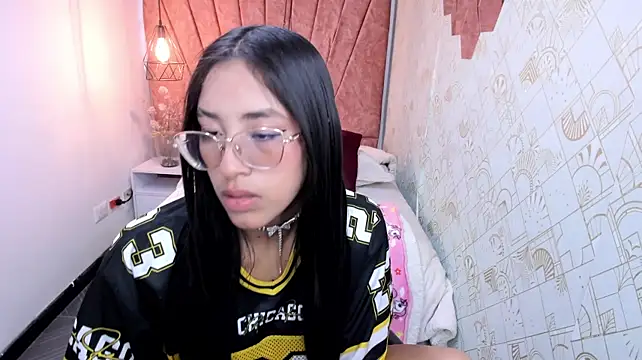 Gia_Evans__: онлайн-секс-чат