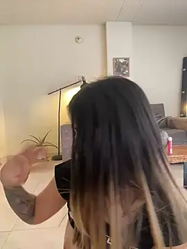 Živý XXX chat HoneyMollyX