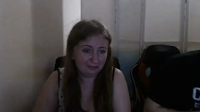XXX chat uživo modela PeterAndJen
