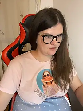 צ'אט XXX בשידור חי של ChubbyBae