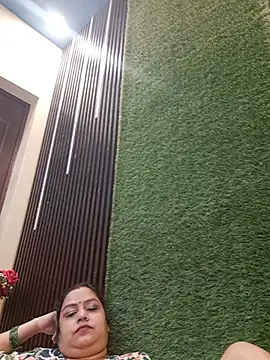 SHANVII Adlı Modelin Canlı XXX Sohbeti