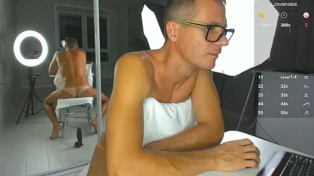 Chatroom XXX en direct de Smallnipples