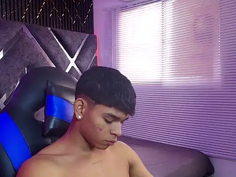 nova_mitchell7n Live XXX chat