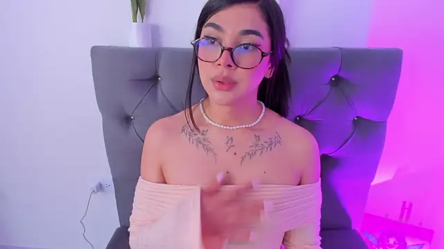 Živý XXX chat RoseCassie