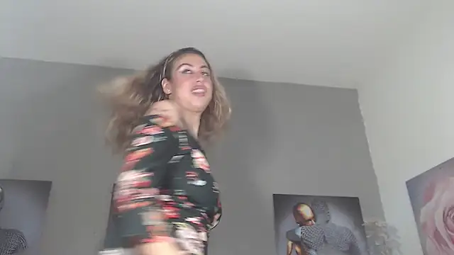AntonellaBlanc Adlı Modelin Canlı XXX Sohbeti