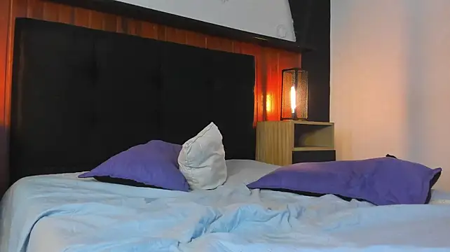Cheys_Mast's Live XXX Chat