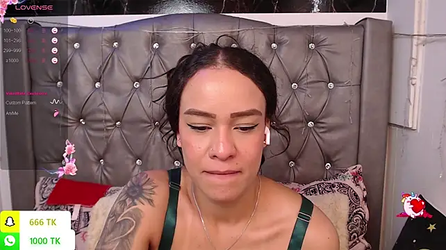 Онлайн чат XXX LAILAGUMMY