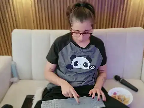 Czat XXX na żywo – feeleena_mysoul
