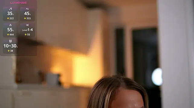 دردشة ElaraShine الجنسية المباشرة