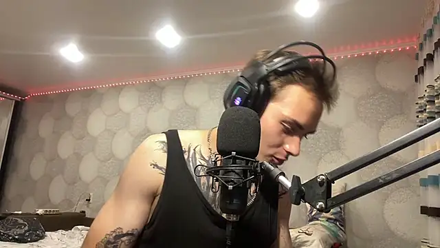 ErnestTarlet live XXX chat