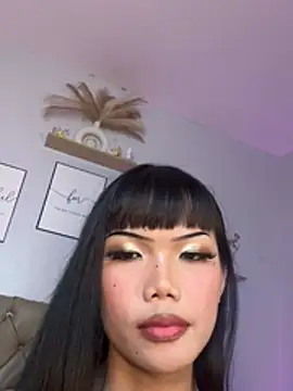 StarLovee Adlı Modelin Canlı XXX Sohbeti