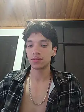 Chat XXX en directo de H3ll_B0Y_