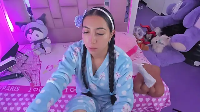 Chatroom XXX en direct de AriadnaCappelletty