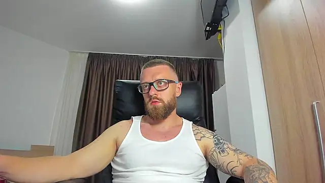 Živý XXX chat Findom_guy